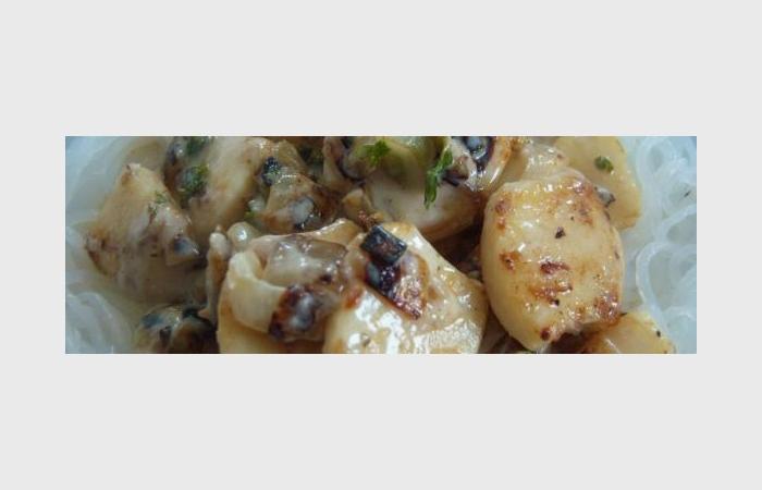 R�gime Dukan (recette minceur) : Lamelles de seiches cr�meuses #dukan https://www.proteinaute.com/recette-lamelles-de-seiches-cremeuses-10354.html