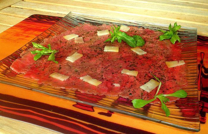 Carpaccio de boeuf aux herbes