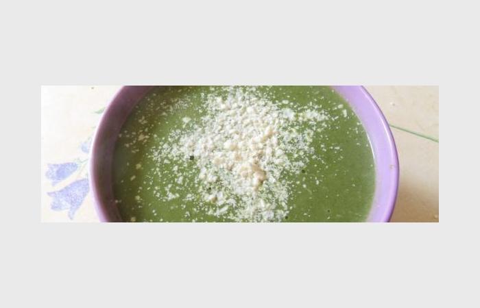 R�gime Dukan (recette minceur) : Soupe Nantaise au fromage de ch�vre #dukan https://www.proteinaute.com/recette-soupe-nantaise-au-fromage-de-chevre-10437.html