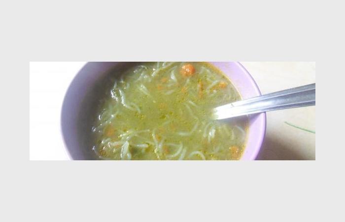 Rgime Dukan (recette minceur) : Soupe verte au konjac #dukan https://www.proteinaute.com/recette-soupe-verte-au-konjac-10439.html