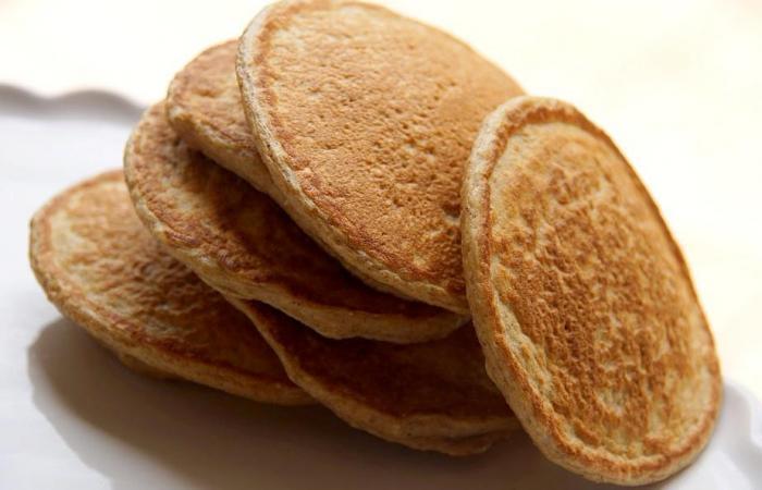 Régime Dukan (recette minceur) : Pancakes fluffy (tofu soyeux et blanc d'oeuf en poudre) #dukan https://www.proteinaute.com/recette-pancakes-fluffy-tofu-soyeux-et-blanc-d-oeuf-en-poudre-10516.html