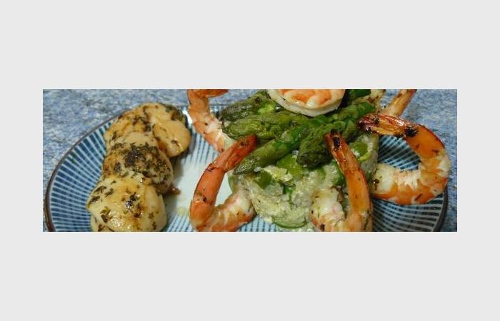 R�gime Dukan (recette minceur) : Risotto de konjac aux asperges accompagn� de noix de saint jacques et crevettes #dukan https://www.proteinaute.com/recette-risotto-de-konjac-aux-asperges-accompagne-de-noix-de-saint-jacques-et-crevettes-10558.html