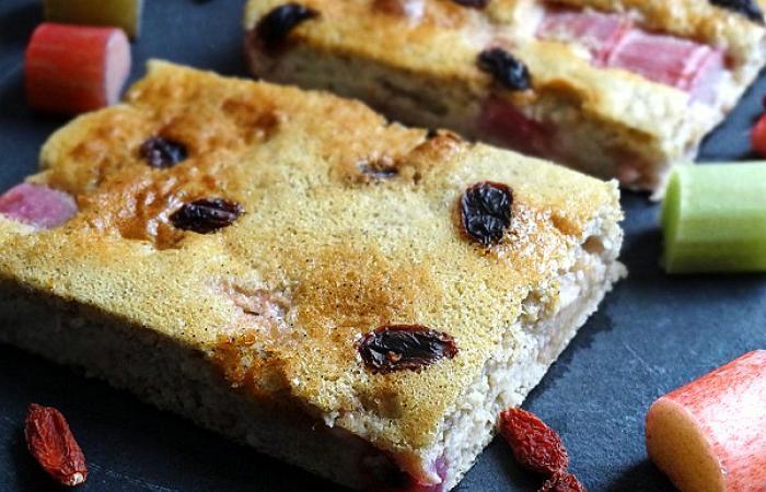 R�gime Dukan (recette minceur) : Clafoutis avoine et rhubarbe #dukan https://www.proteinaute.com/recette-clafoutis-avoine-et-rhubarbe-10620.html