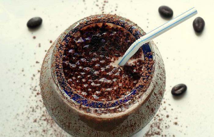Régime Dukan (recette minceur) : Milkshake mokaccino (cacao et chicorée) #dukan https://www.proteinaute.com/recette-milkshake-mokaccino-cacao-et-chicoree-10640.html