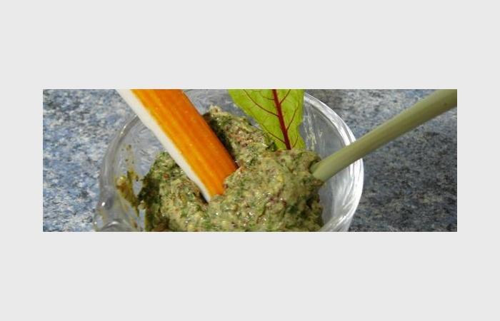 Régime Dukan (recette minceur) : Mayonnaise à l'oseille câpre et basilic #dukan https://www.proteinaute.com/recette-mayonnaise-a-l-oseille-capre-et-basilic-10682.html