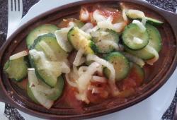Recette Dukan : Gratin de boeuf à la tomate et aux courgettes