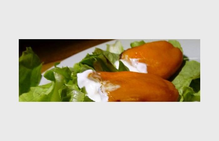 Régime Dukan (recette minceur) : Mini poivrons farcis au chèvre #dukan https://www.proteinaute.com/recette-mini-poivrons-farcis-au-chevre-10843.html