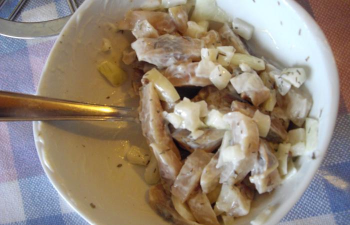Régime Dukan (recette minceur) : Salade de Harengs Fumés #dukan https://www.proteinaute.com/recette-salade-de-harengs-fumes-1108.html