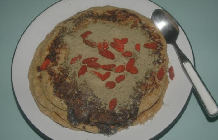 Régime Dukan (recette minceur) : Pancakes à la pistache et au thé matcha #dukan https://www.proteinaute.com/recette-pancakes-a-la-pistache-et-au-the-matcha-11145.html