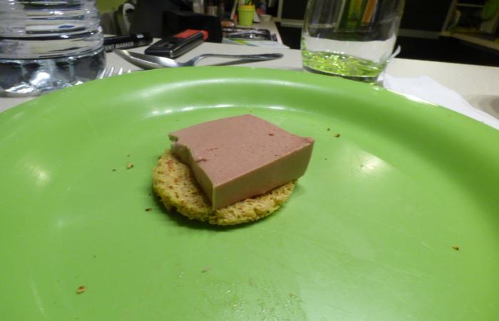 Régime Dukan (recette minceur) : Mousse de foie de volaille (à faire la veille) #dukan https://www.proteinaute.com/recette-mousse-de-foie-de-volaille-a-faire-la-veille-11335.html