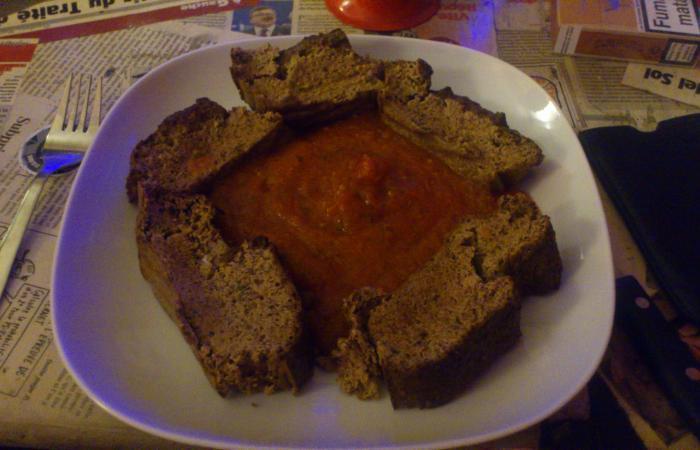 Gteau de Foie de Volaille et sa sauce tomate 