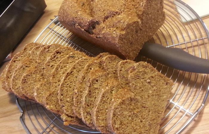 Régime Dukan (recette minceur) : Pain aux 2 sons façon pain de seigle #dukan https://www.proteinaute.com/recette-pain-aux-2-sons-facon-pain-de-seigle-11406.html