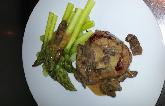 R�gime Dukan (recette minceur) : Asperges vertes et leur sauce aux morilles #dukan https://www.proteinaute.com/recette-asperges-vertes-et-leur-sauce-aux-morilles-11439.html