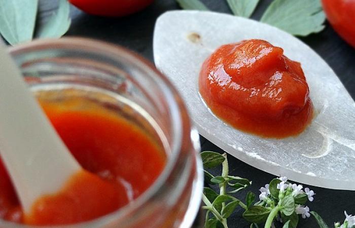 Rgime Dukan (recette minceur) : Astuce: reconvertir les dchets des tomates vides ou ppines #dukan https://www.proteinaute.com/recette-astuce-reconvertir-les-dechets-des-tomates-evidees-ou-epepinees-11519.html