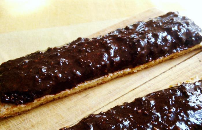 Rgime Dukan (recette minceur) : Barre de chocolat  faon 'crales' #dukan https://www.proteinaute.com/recette-barre-de-chocolat-facon-cereales-11588.html