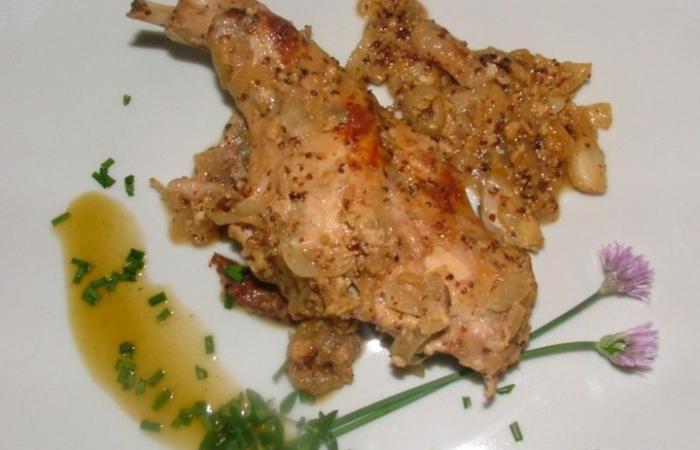 Régime Dukan (recette minceur) : Lapin à la moutarde #dukan https://www.proteinaute.com/recette-lapin-a-la-moutarde-1181.html
