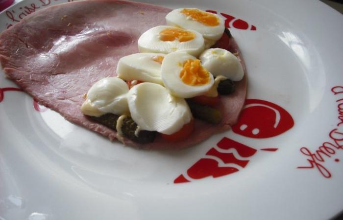 R�gime Dukan (recette minceur) : Sandwich am�ricain, sans pain #dukan https://www.proteinaute.com/recette-sandwich-americain-sans-pain-1205.html