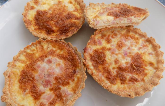 Régime Dukan (recette minceur) : Tartelettes jambon cancoillotte #dukan https://www.proteinaute.com/recette-tartelettes-jambon-cancoillotte-12147.html