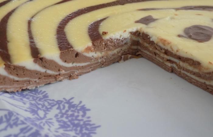 Régime Dukan (recette minceur) : Cheesecake choco/vanille #dukan https://www.proteinaute.com/recette-cheesecake-choco-vanille-12177.html