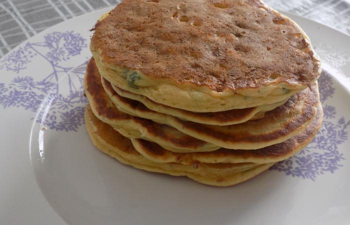 Régime Dukan (recette minceur) : Pancakes butternut cancoillotte  #dukan https://www.proteinaute.com/recette-pancakes-butternut-cancoillotte-12311.html