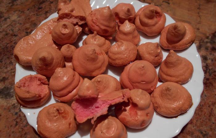 Rgime Dukan (recette minceur) : Meringues Fraise #dukan https://www.proteinaute.com/recette-meringues-fraise-12331.html