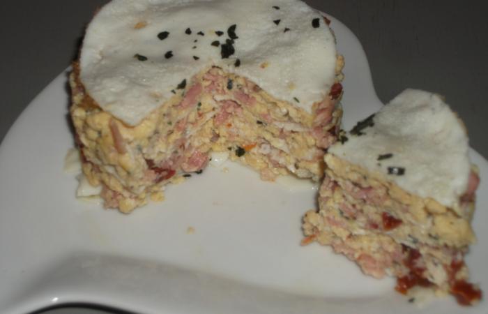 Mille-feuille oeuf/jambon/tomates