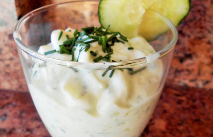Régime Dukan (recette minceur) : Tzastiki à la crème d'échalote #dukan https://www.proteinaute.com/recette-tzastiki-a-la-creme-d-echalote-12469.html