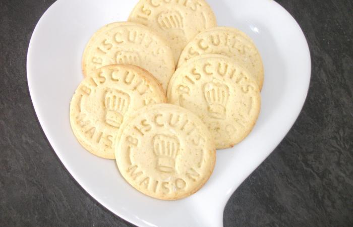 Rgime Dukan (recette minceur) : Biscuits sabls noix de coco #dukan https://www.proteinaute.com/recette-biscuits-sables-noix-de-coco-12506.html