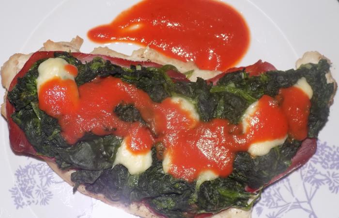 Régime Dukan (recette minceur) : Escalopes à la florentine #dukan https://www.proteinaute.com/recette-escalopes-a-la-florentine-12712.html