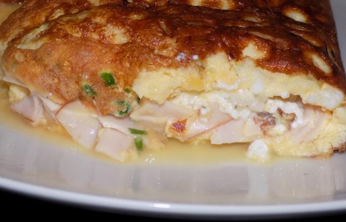 Régime Dukan (recette minceur) : Omelette au poulet  #dukan https://www.proteinaute.com/recette-omelette-au-poulet-12737.html