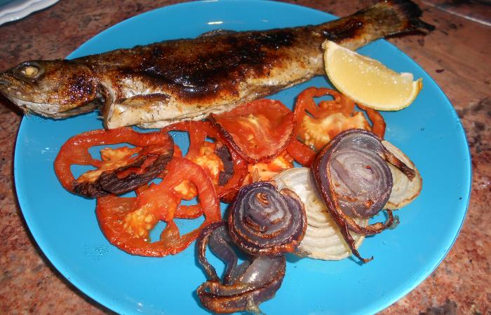 R�gime Dukan (recette minceur) : Truite et L�gumes Grill�s #dukan https://www.proteinaute.com/recette-truite-et-legumes-grilles-12825.html