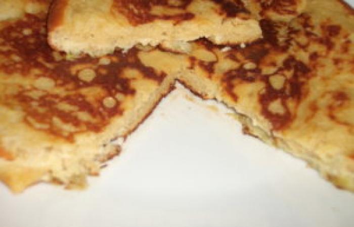 Régime Dukan (recette minceur) : Gateau crêpe à la rhubarbe #dukan https://www.proteinaute.com/recette-gateau-crepe-a-la-rhubarbe-12867.html