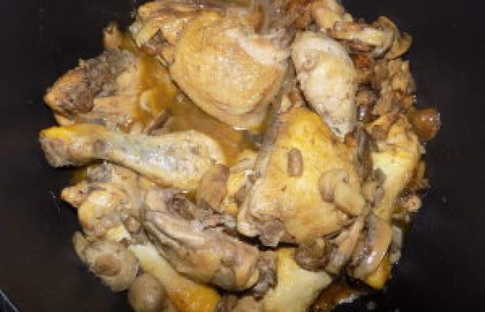 Rgime Dukan (recette minceur) : Poulet au raifort et mlange forestier  #dukan https://www.proteinaute.com/recette-poulet-au-raifort-et-melange-forestier-12940.html