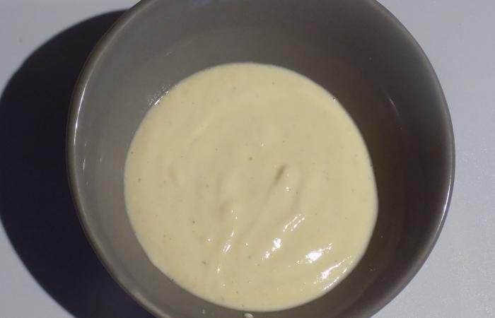 Rgime Dukan (recette minceur) : Sauce hollandaise (pour poisson) #dukan https://www.proteinaute.com/recette-sauce-hollandaise-pour-poisson-13000.html