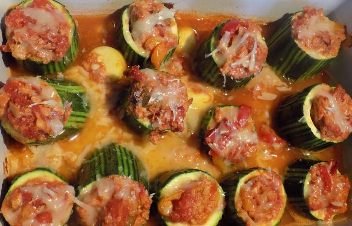 R�gime Dukan (recette minceur) : Courgettes farcies au thon #dukan https://www.proteinaute.com/recette-courgettes-farcies-au-thon-13001.html