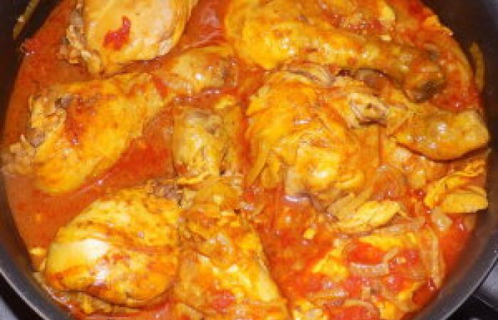 Rgime Dukan (recette minceur) : Pilons de poulet  la tomate #dukan https://www.proteinaute.com/recette-pilons-de-poulet-a-la-tomate-13067.html