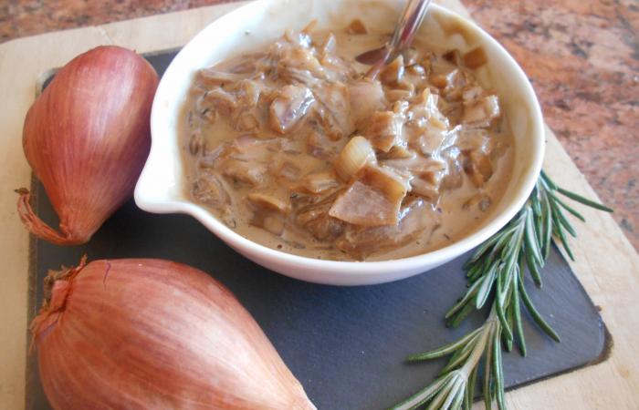 R�gime Dukan (recette minceur) : Sauce � l'�chalote #dukan https://www.proteinaute.com/recette-sauce-a-l-echalote-13091.html