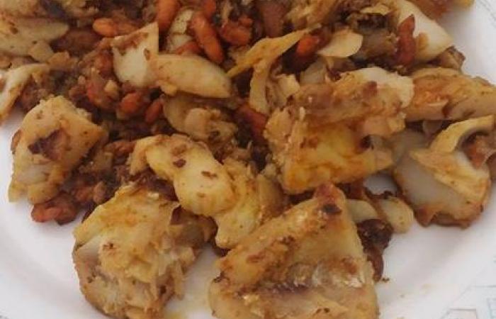 Régime Dukan (recette minceur) : Cabillaud et sa sauce crevette au curry #dukan https://www.proteinaute.com/recette-cabillaud-et-sa-sauce-crevette-au-curry-13172.html