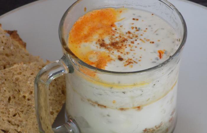 Régime Dukan (recette minceur) : Oeuf cocotte/pepperoni #dukan https://www.proteinaute.com/recette-oeuf-cocotte-pepperoni-13202.html