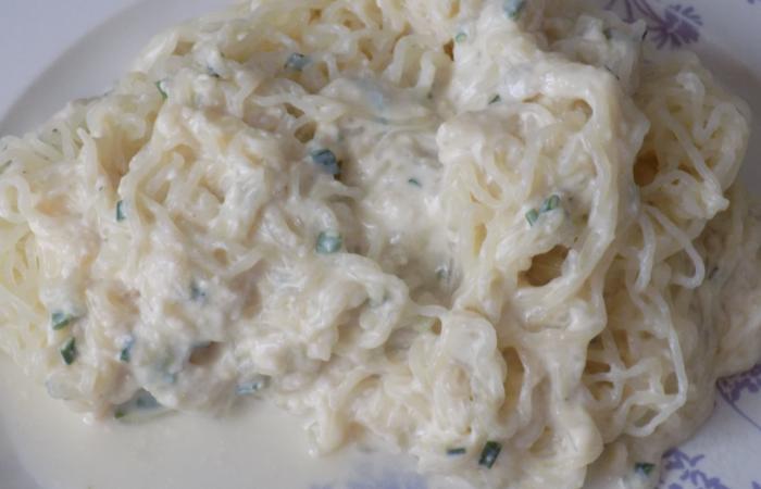 Shirataki de konjac sauce au bleu