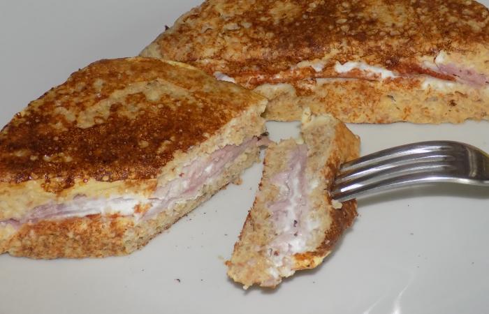 Régime Dukan (recette minceur) : Croque-perdu jambon chèvre #dukan https://www.proteinaute.com/recette-croque-perdu-jambon-chevre-13334.html