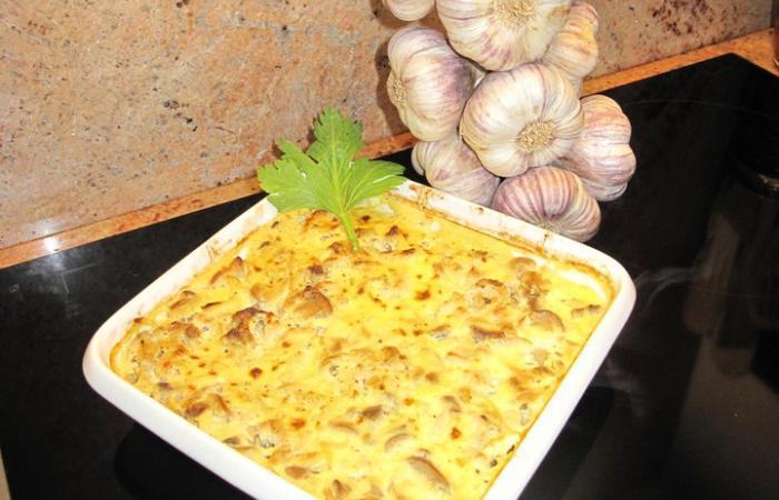 Régime Dukan (recette minceur) : Blanc de dinde champignons, oignons marie #dukan https://www.proteinaute.com/recette-blanc-de-dinde-champignons-oignons-marie-1337.html