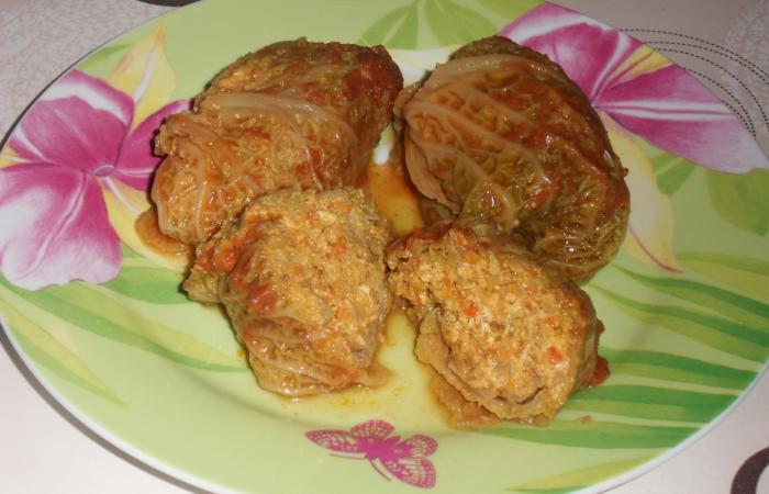 Régime Dukan (recette minceur) : Choux farcis aux légumes et blanc de poulet (thermogourmet) #dukan https://www.proteinaute.com/recette-choux-farcis-aux-legumes-et-blanc-de-poulet-thermogourmet-13571.html