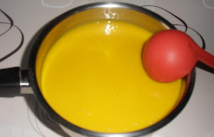 Régime Dukan (recette minceur) : Velouté de potimarron au thermogourmet #dukan https://www.proteinaute.com/recette-veloute-de-potimarron-au-thermogourmet-13575.html