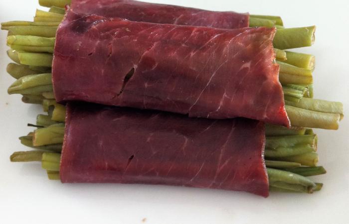 Fagots d'haricots verts au boeuf s�ch� (thermomix ou vapeur)