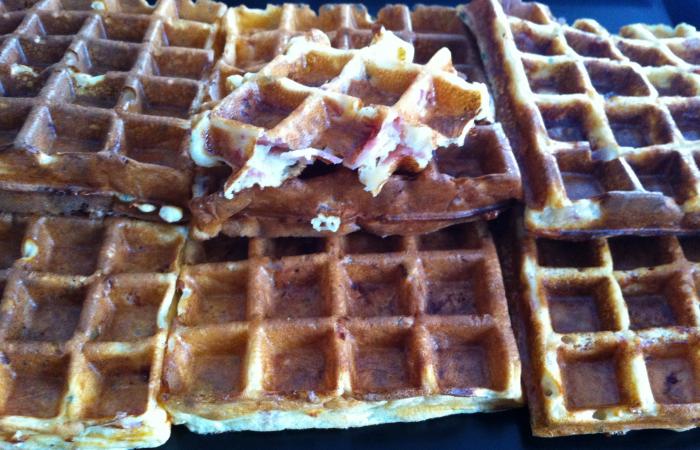 R�gime Dukan (recette minceur) : Gaufres sal�es jambon/fromage #dukan https://www.proteinaute.com/recette-gaufres-salees-jambon-fromage-13627.html