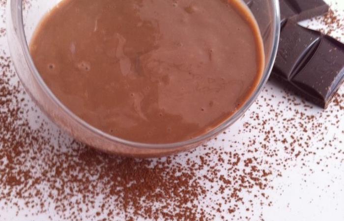 R�gime Dukan (recette minceur) : Cr�me dessert au chocolat au lait #dukan https://www.proteinaute.com/recette-creme-dessert-au-chocolat-au-lait-13633.html