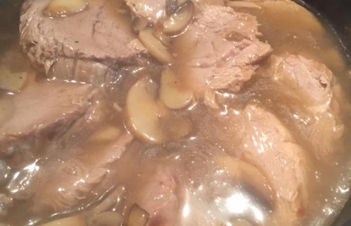 Rgime Dukan (recette minceur) : Rti de veau sauce champignon  #dukan https://www.proteinaute.com/recette-roti-de-veau-sauce-champignon-13693.html