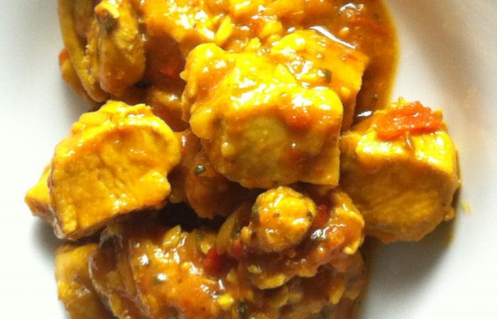 Régime Dukan (recette minceur) : Poulet façon tarkari #dukan https://www.proteinaute.com/recette-poulet-facon-tarkari-13727.html