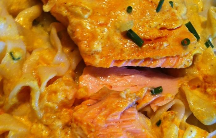 R�gime Dukan (recette minceur) : Pav� de saumon � la cr�me de curry 'micro-ondes'  #dukan https://www.proteinaute.com/recette-pave-de-saumon-a-la-creme-de-curry-micro-ondes-13782.html